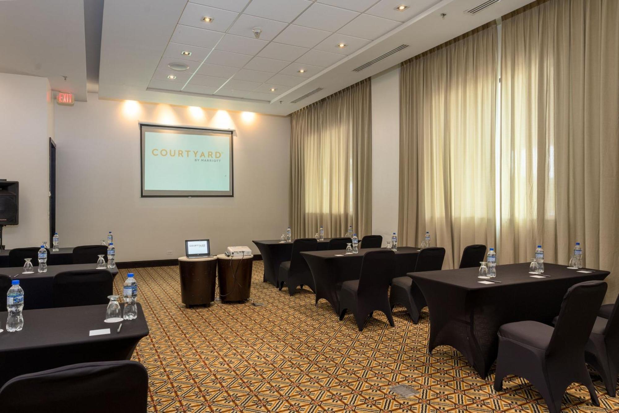 Courtyard By Marriott Panama Metromall Tocumen Eksteriør bilde